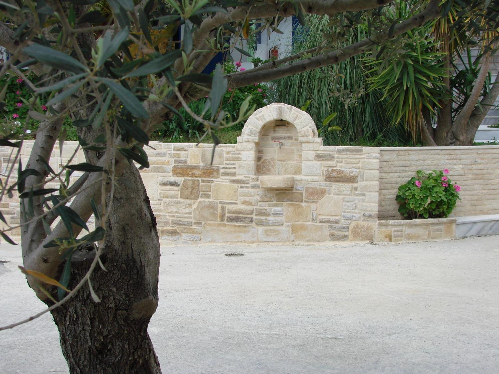 מלון איה גליני Neos Ikaros מראה חיצוני תמונה